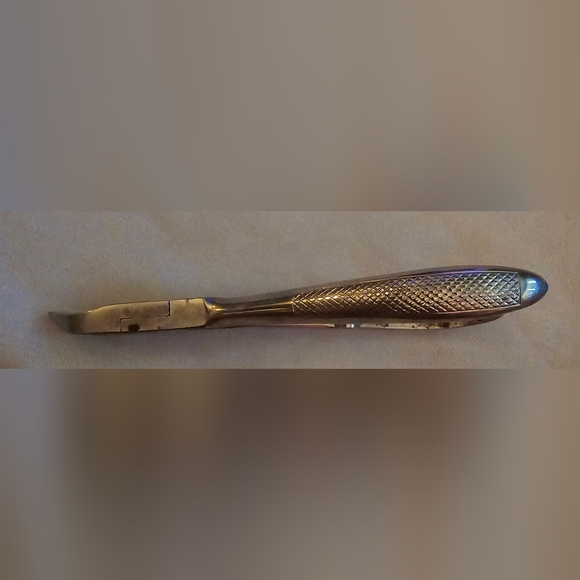 Vintage Nail Clippers Cuticle Nipper Toenail Clipper Beauty Tool - Picture 4 of 6